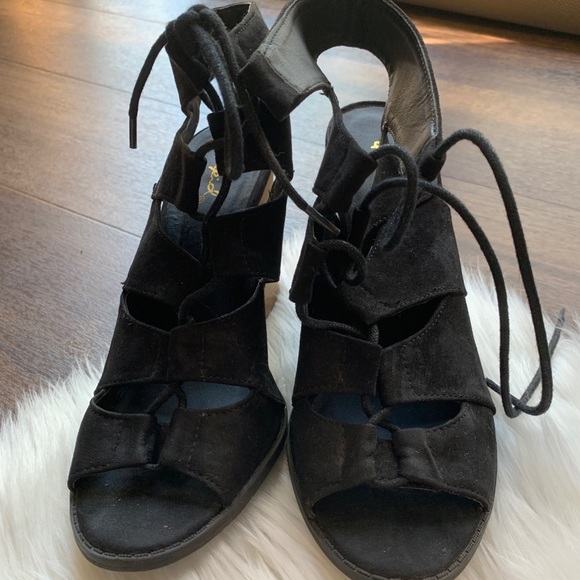 Strappy Wedge Heels - Picture 6 of 6